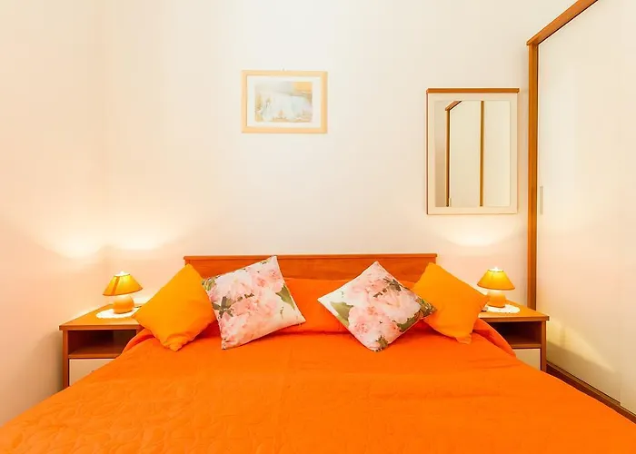 Sunshine Apartments