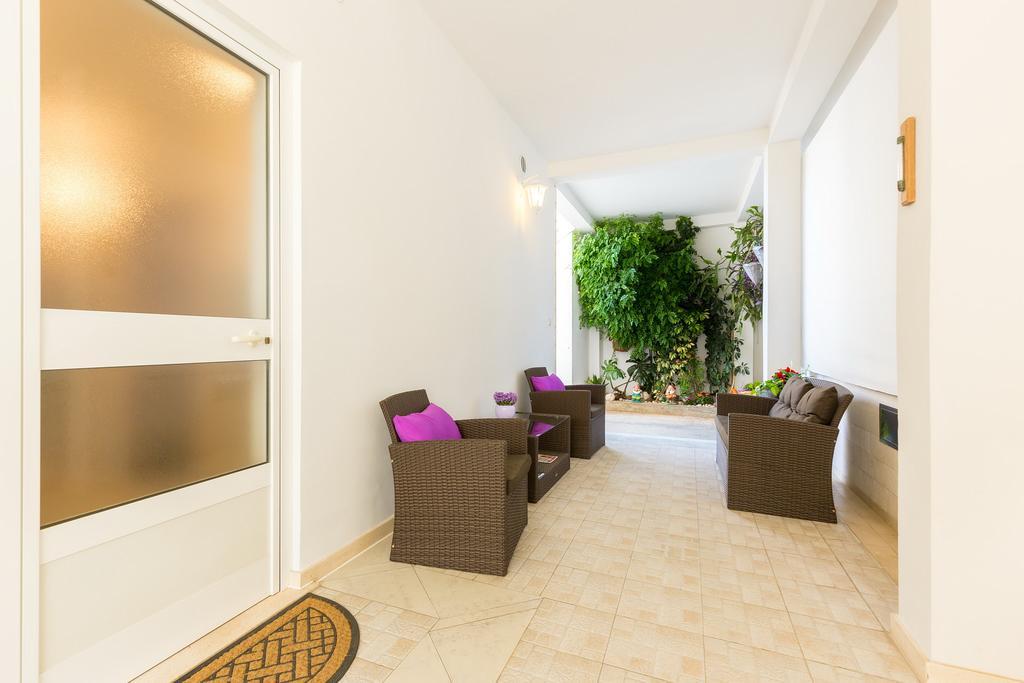 Sunshine Apartment